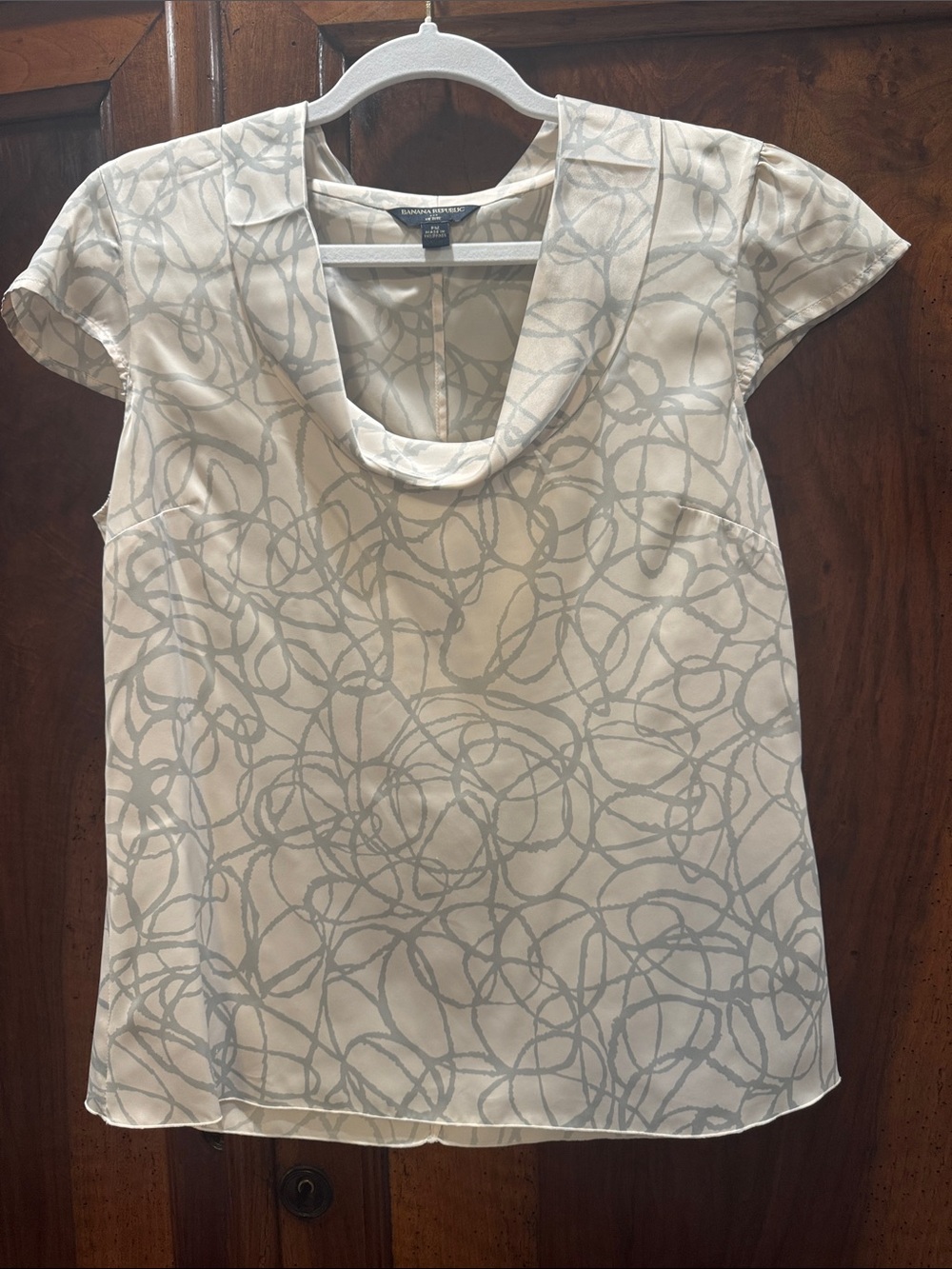 Banana Republic Cream Top with Light Gray Abstract Swirl Print